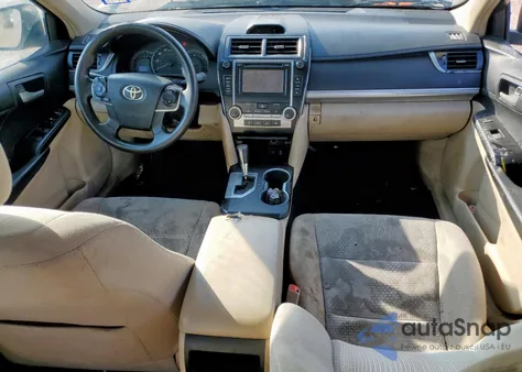 2012 Toyota Camry Base z USA, uszkodzony, nr VIN 4T1BF1FK0CU098753